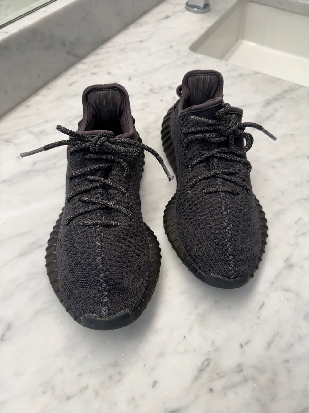 Yeezy Boost 350 V2 Triple Black Men’s Sneakers